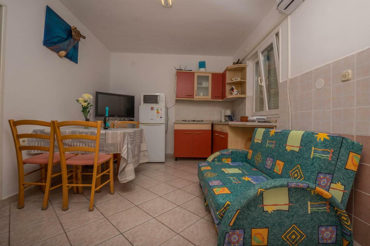 Apartman Zlatica Dramalj Exterior photo